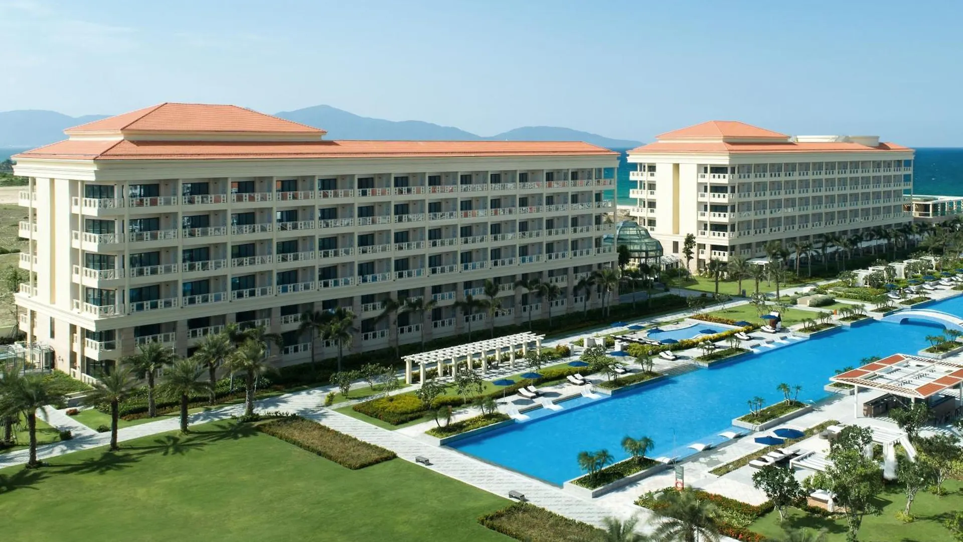 Sheraton Grand Danang Resort & Convention Center  Da Nang