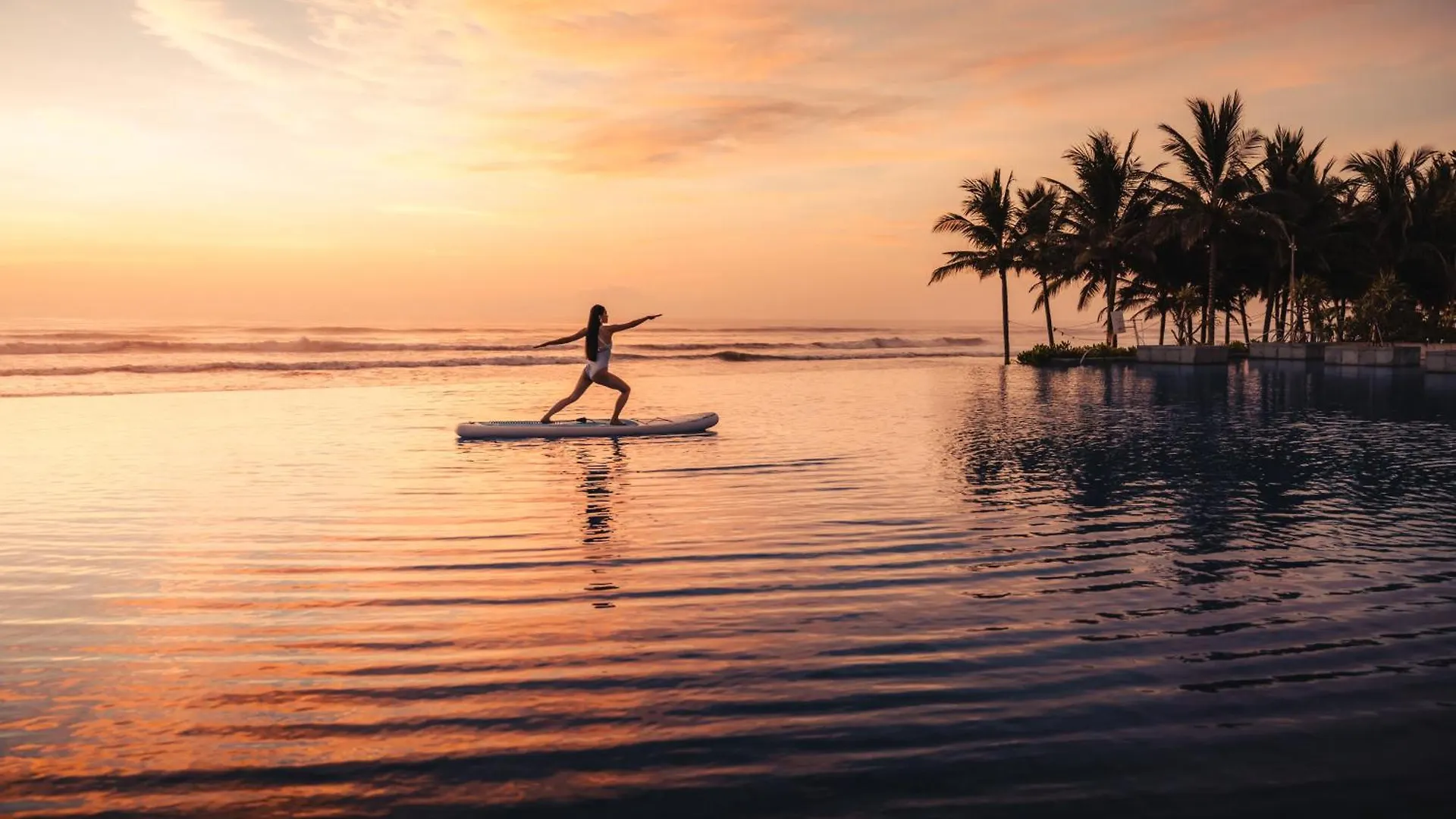Sheraton Grand Danang Resort & Convention Center  Дананг