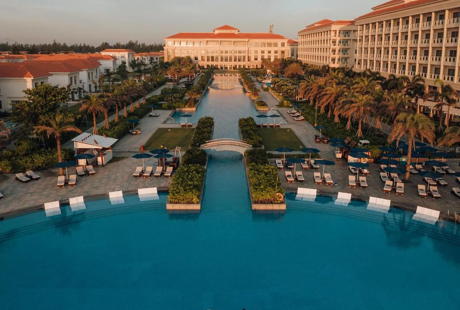 Sheraton Grand Danang Resort & Convention Center