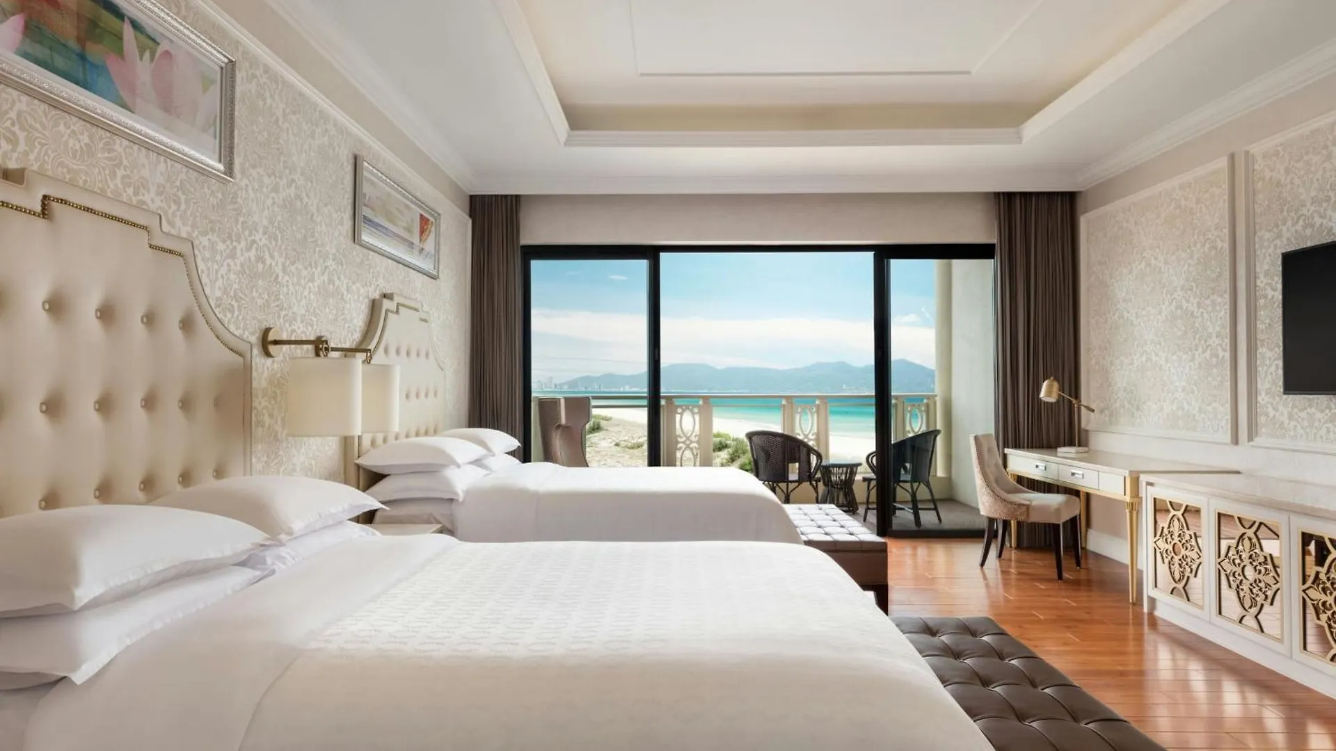 Sheraton Grand Danang Resort & Convention Center 5*, Da Nang