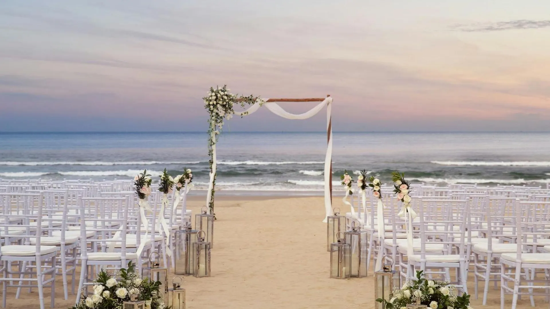 Sheraton Grand Danang Resort & Convention Center  Da Nang