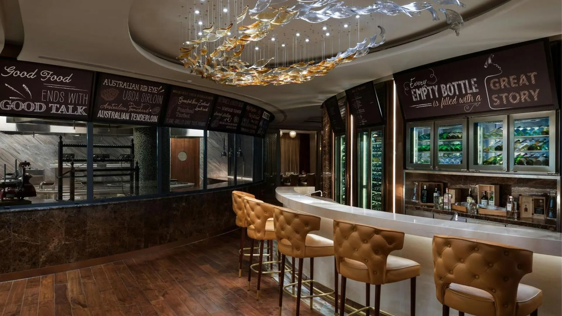 Sheraton Grand Danang Resort & Convention Center Дананг