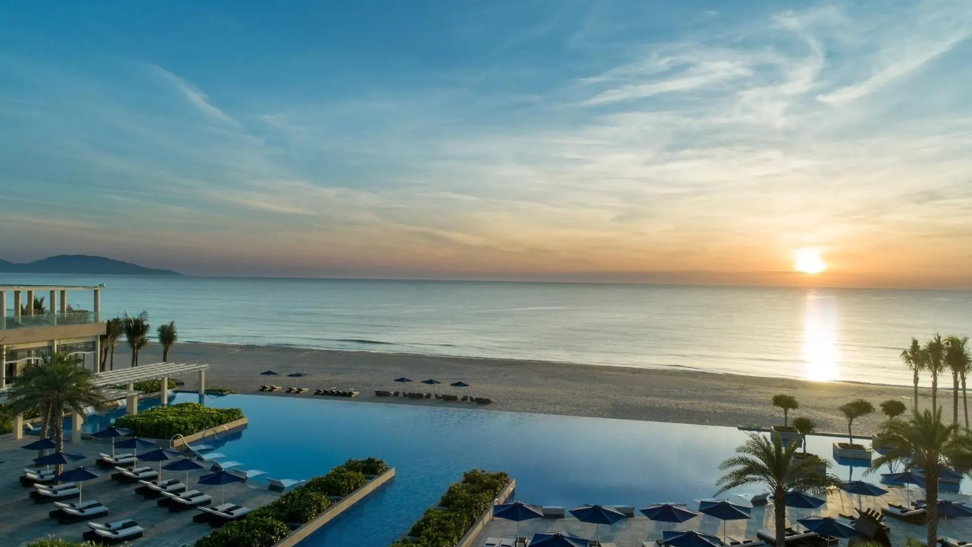 *****  Sheraton Grand Danang Resort & Convention Center Vietnam